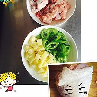 咖喱土豆鸡肉的做法图解1