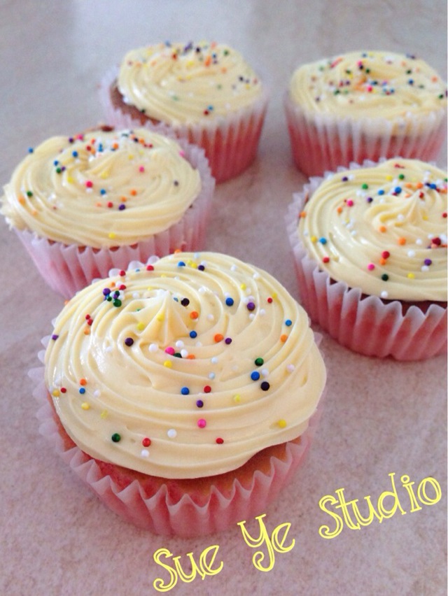 梦幻纸杯蛋糕cup cake