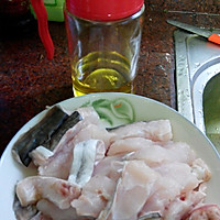 西芹炒海鳗鱼的做法_【图解】西芹炒海鳗鱼怎