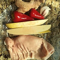 湘菜-酸萝卜炒猪肚（肚尖）-让猪肚爽脆的秘诀的做法图解1
