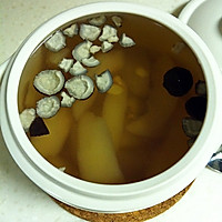 花旗参雪梨炖海椰皇的做法_【图解】花旗参雪