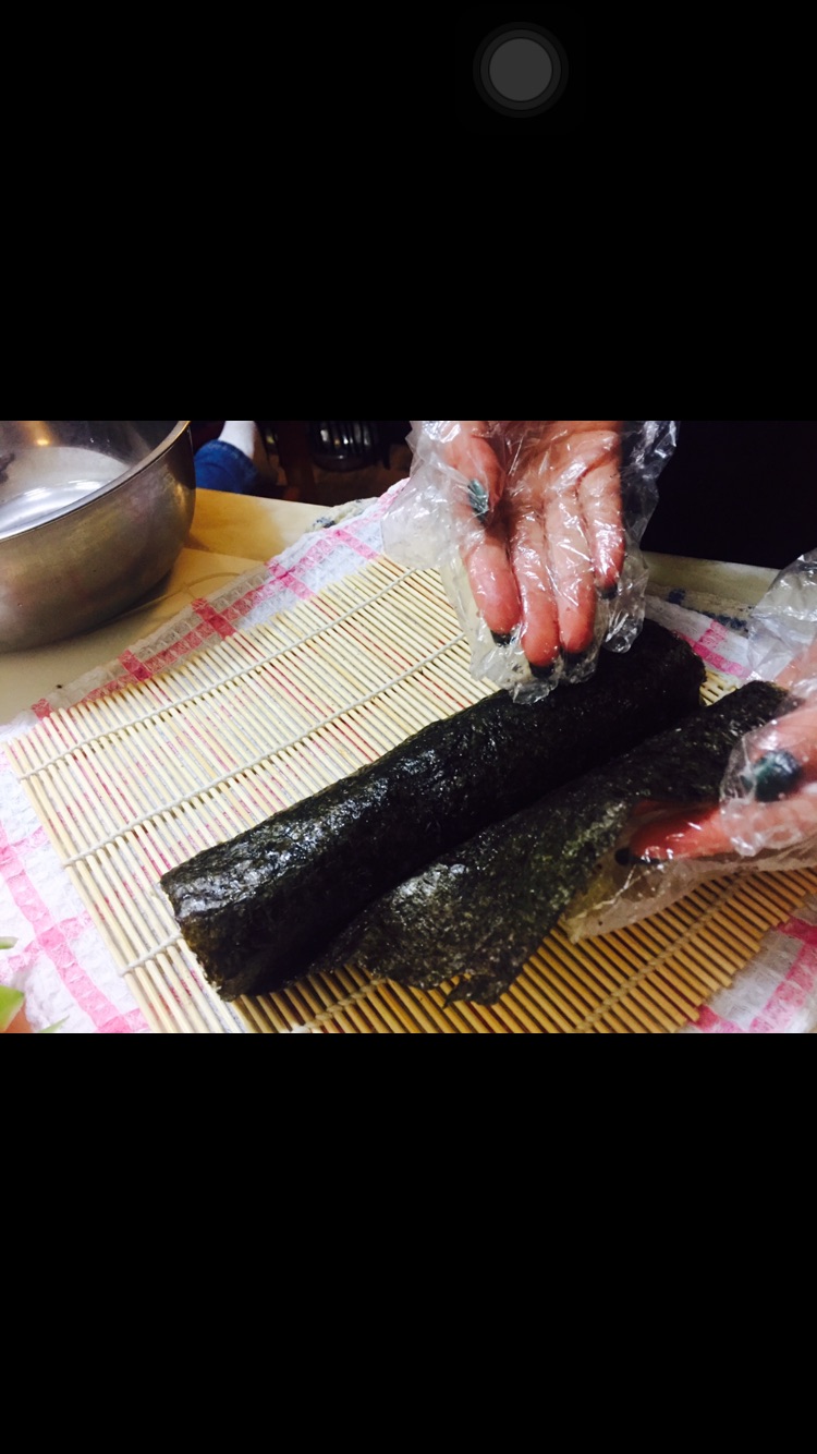 寿司的做法_【图解】寿司怎么做如何做好吃_动物世界 寿司的做法_【图解】寿司怎么做如何做好吃