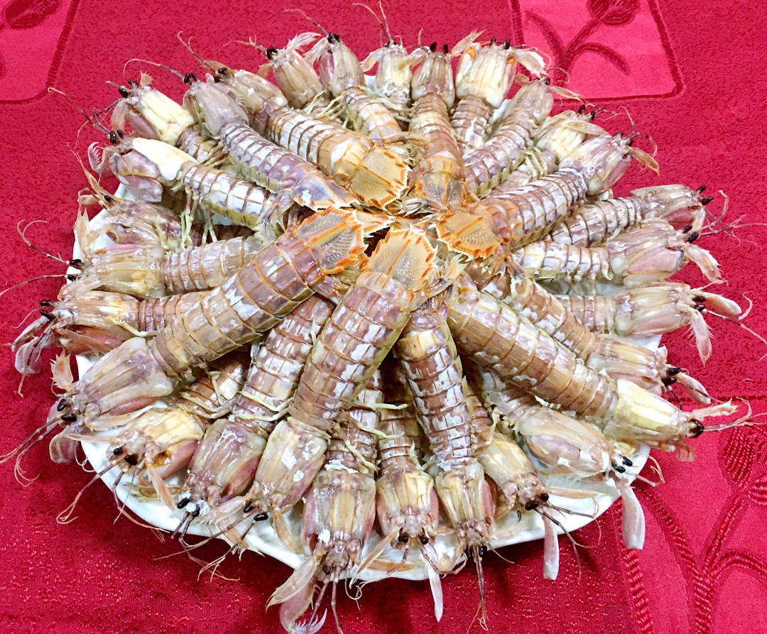 海鲜蒸虾爬子怎么做_海鲜蒸虾爬子的做法_怪味熙_豆果美食