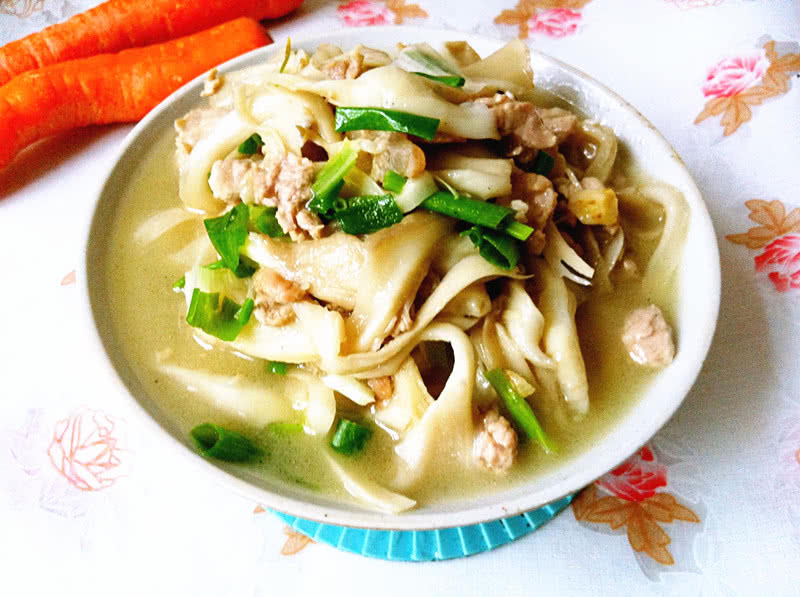 平菇炒肉的做法_【做做】平菇炒肉水煮好吃咸鸭蛋用图解多久图片