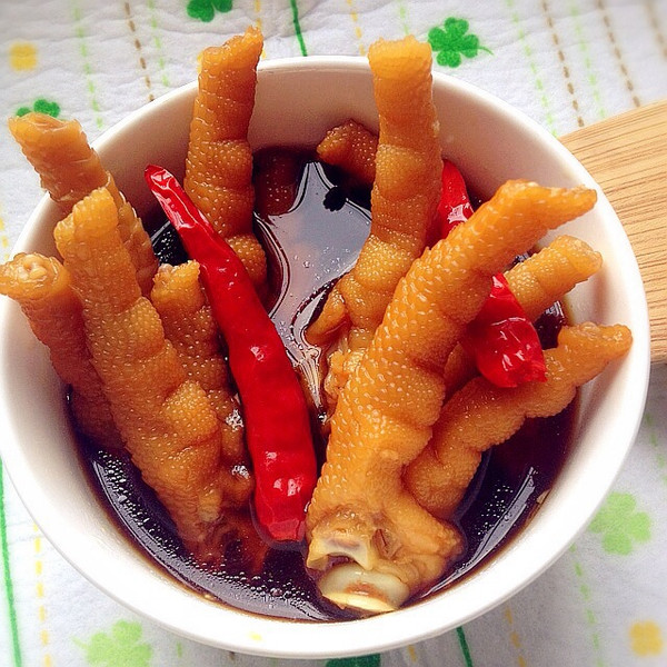 腌酸鸡爪食谱微辣版李艾家常图片