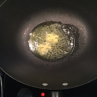 黑椒黄油土豆的做法图解1