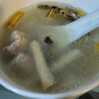 石斛煲排骨的做法图解1