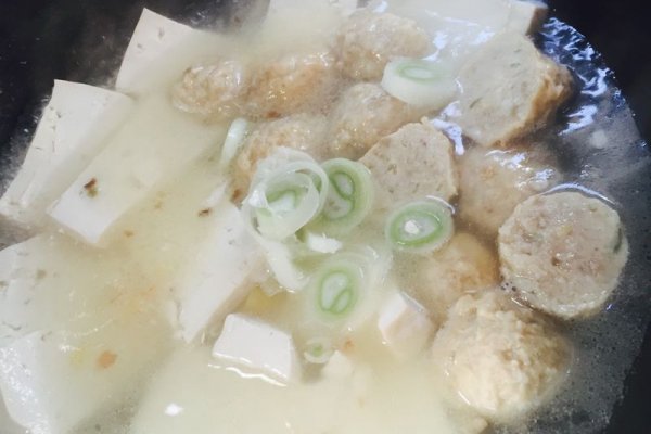 老豆腐肉丸汤的做法_【图解】老豆腐肉丸汤怎