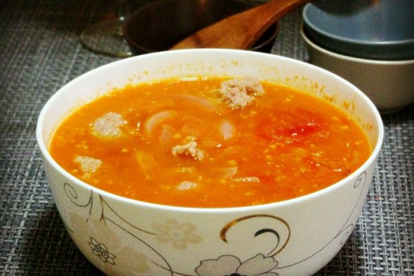 西红柿酸汤丸子的做法_【图解】西红柿酸汤丸