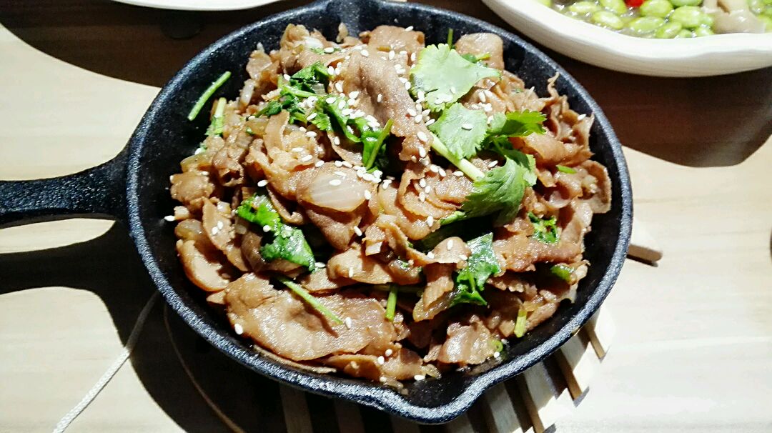 炒羊肉卷