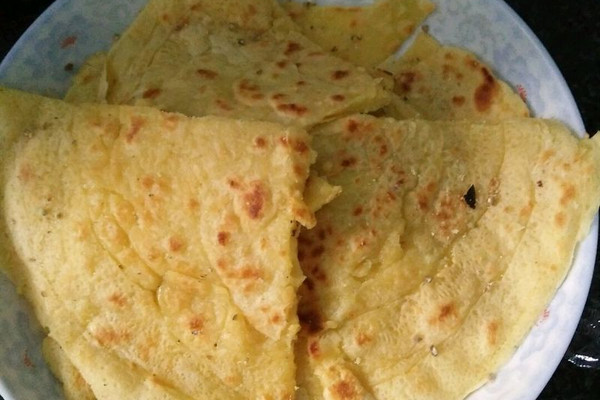 煎饼的做法_【图解】煎饼怎么做如何做好吃_煎饼家常