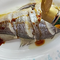 清蒸黃魚(yú)的做法圖解5