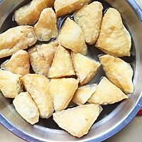 油豆腐五花肉的做法图解1