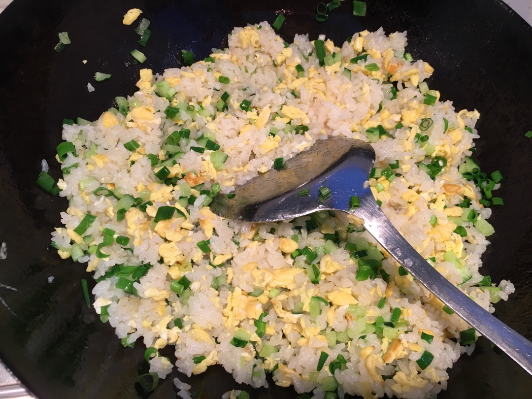 清淡的炒米饭