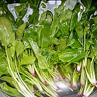 菠菜炒猪肝的做法图解1