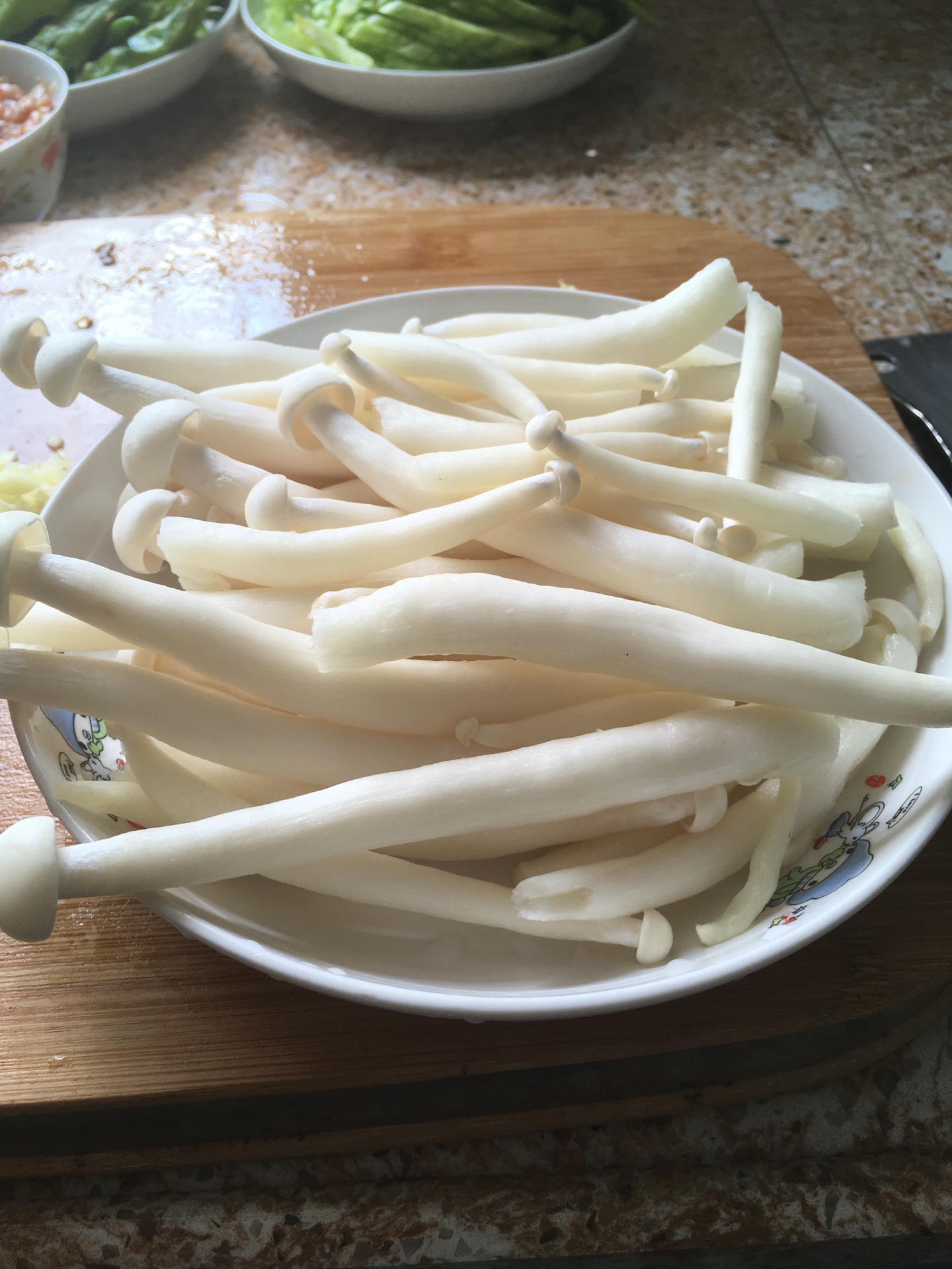 海鲜菇炒肉_海鲜菇炒猪肚_海鲜菇(2)
