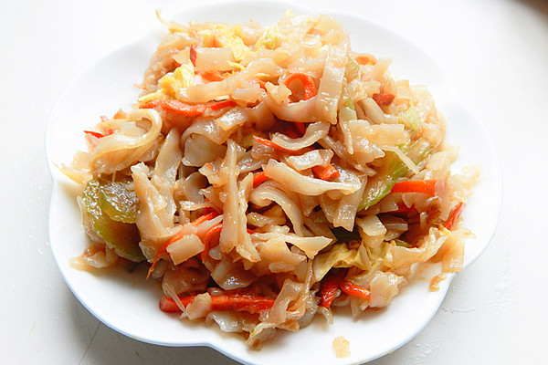 炒凉皮的做法_【图解】炒凉皮怎么做如何做好