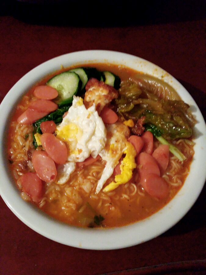 淽