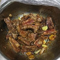 红烧炖排骨的做法图解1