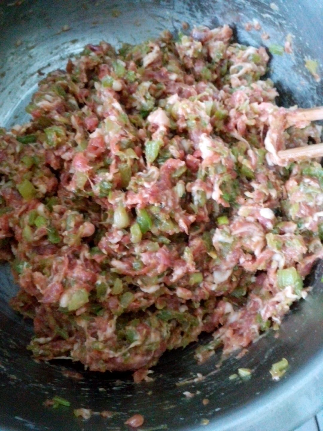 猪肉芹菜馅饺子