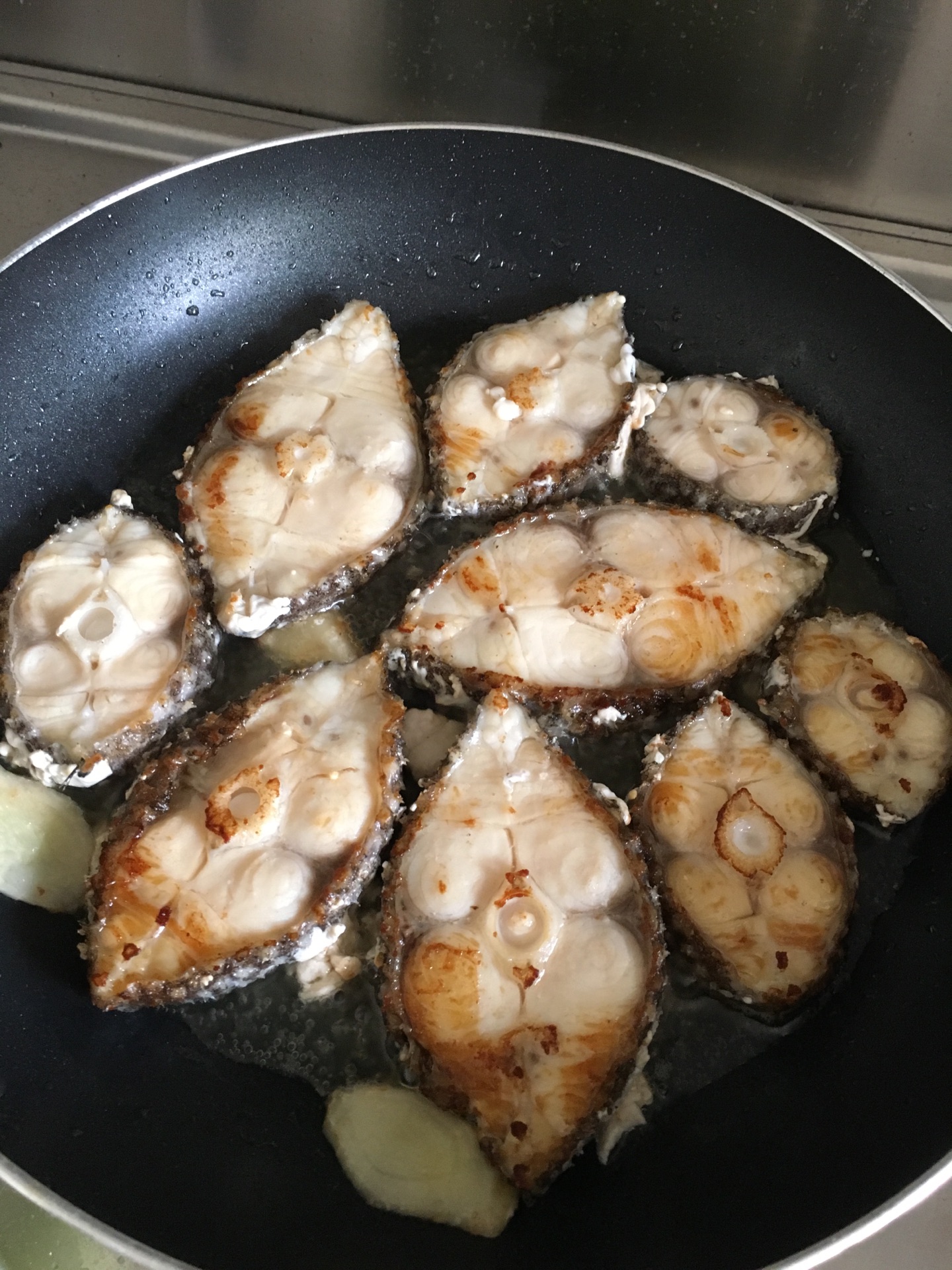 香煎银鳕鱼怎么做_香煎银鳕鱼的做法_豆果美食