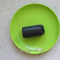豆腐皮蛋肠的做法图解1