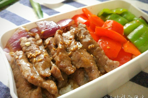 黑椒牛柳,最简单的自制牛排!的做法_【图解】