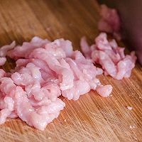 木耳肉丝盖浇面的做法图解1