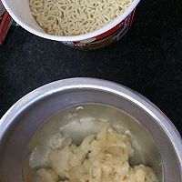 康师傅红烧牛肉面调料包菜蕉蛋糕的做法图解1