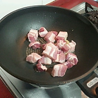小土豆烧肉的做法图解1
