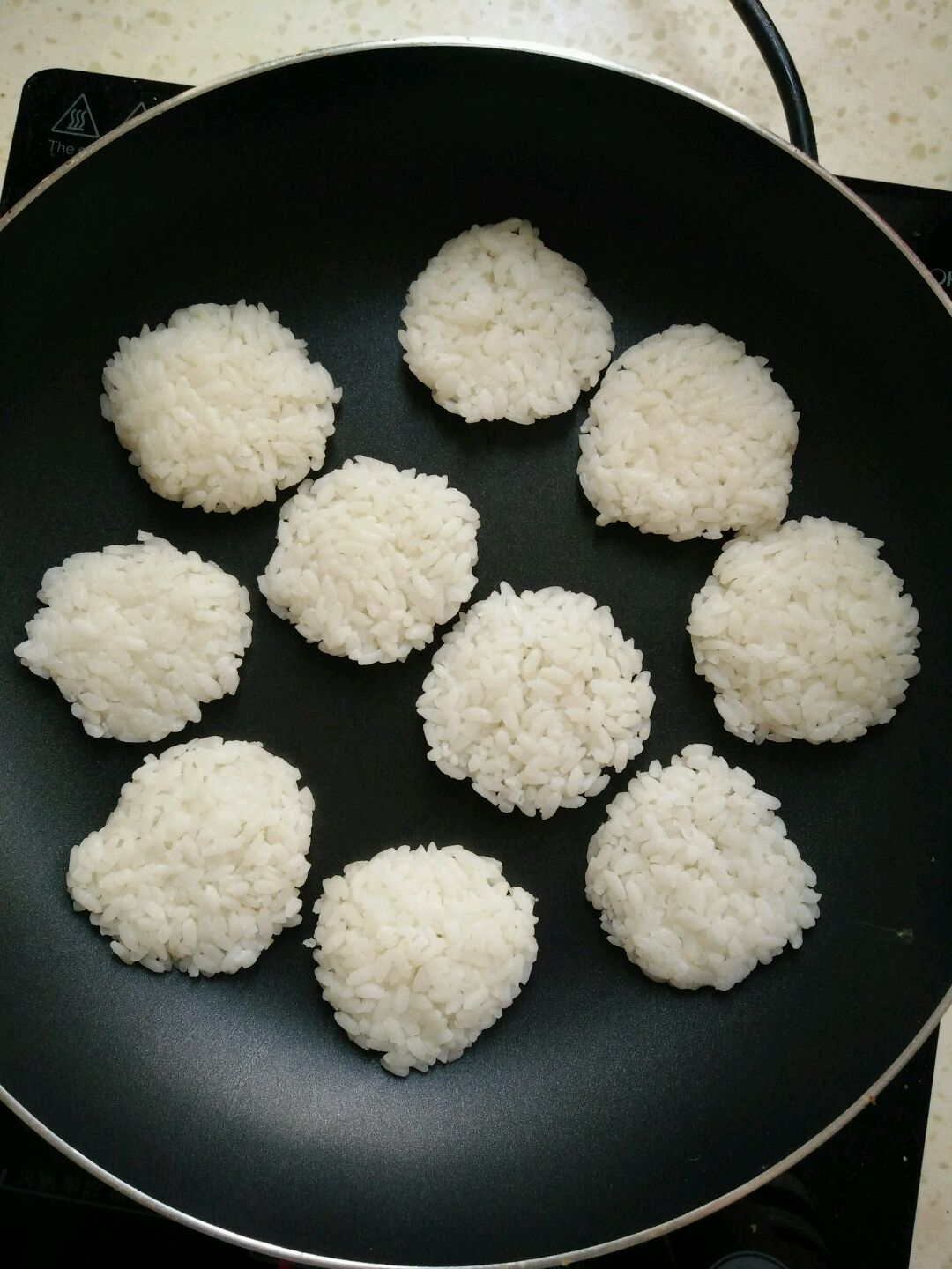小炒花生米怎么做_小炒花生米的做法_豆果美食
