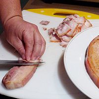 生爆盐煎肉的做法图解1