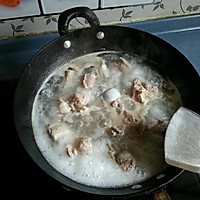 排骨藕汤/萝卜排骨汤(省事的紫砂锅)的做法图解1