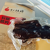 腊肉土豆焖饭的做法图解1