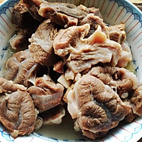 红烩牛肉的做法图解1