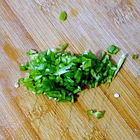 尖椒火腿鸡蛋饼的做法图解1