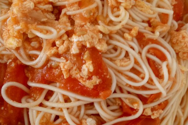 西红柿闷面的做法_【图解】西红柿闷面怎么做如何做好吃_西红柿闷面家常做法大全_你是我的头条_豆果美食