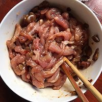胡萝卜肉丝的做法图...<a href=