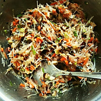 家宴菜之一一炸春卷的做法_【图解】家宴菜之