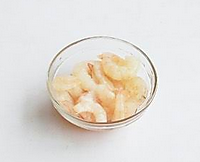 虾仁砂锅粥的做法图解1