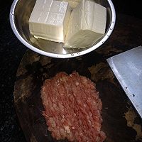 超级简单的豆腐蒸肉的做法图解1