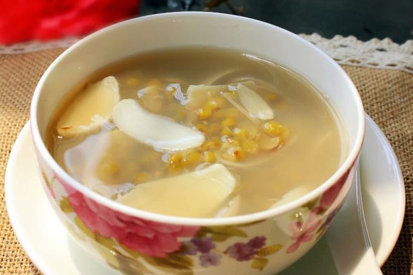 绿豆百合汤的腊肉数字做法老小姐图片