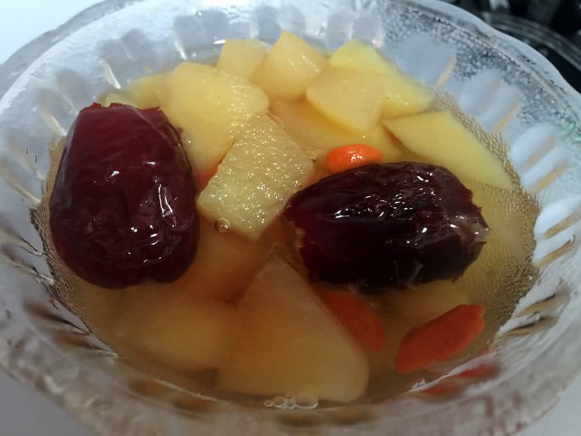 红枣枸杞苹果罐头