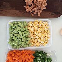 韩式炒饭的做法图解1