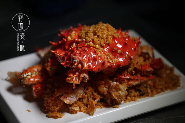 后厨潜伏行动-避风塘帝王蟹的做法_【图解】后厨潜伏行动-避风塘帝王蟹怎么做如何做好吃_后厨潜伏行动-避风塘帝王蟹家常做法大全_阿姿_豆果美食