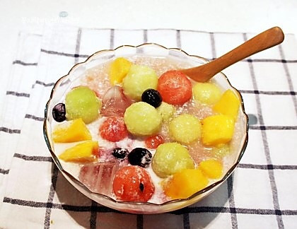水果冰沙 -韩国人夏天最爱吃的的做法_【图解