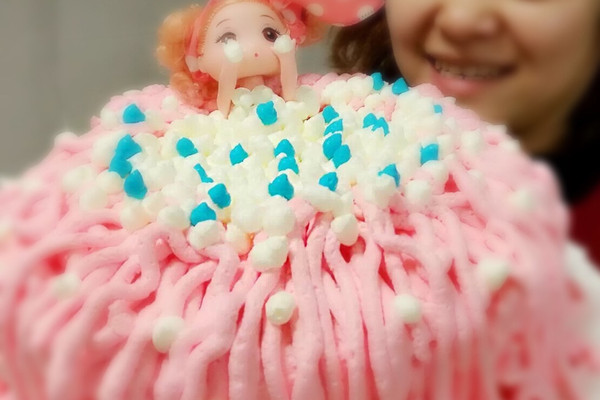 浴缸娃娃生日蛋糕的做法_【图解】浴缸娃娃生