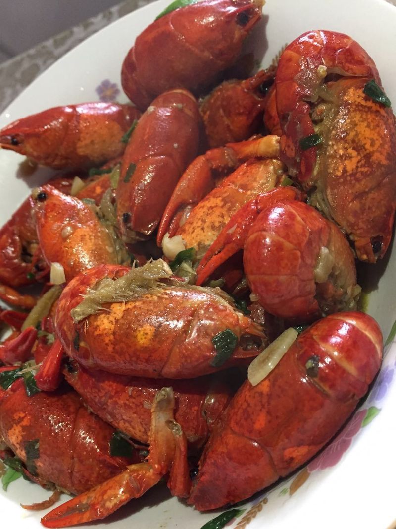 手术插管伤口恢复可以吃五香微辣吗