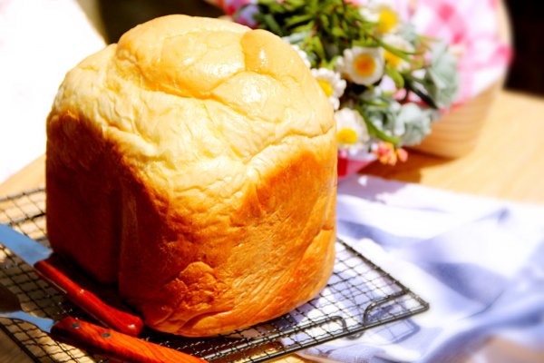 #东菱魔法云面包机之900g标准面包#的做法_【