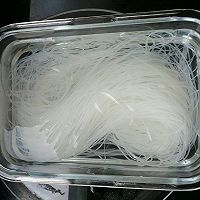 韭菜鸡蛋炒粉丝的做法图解1